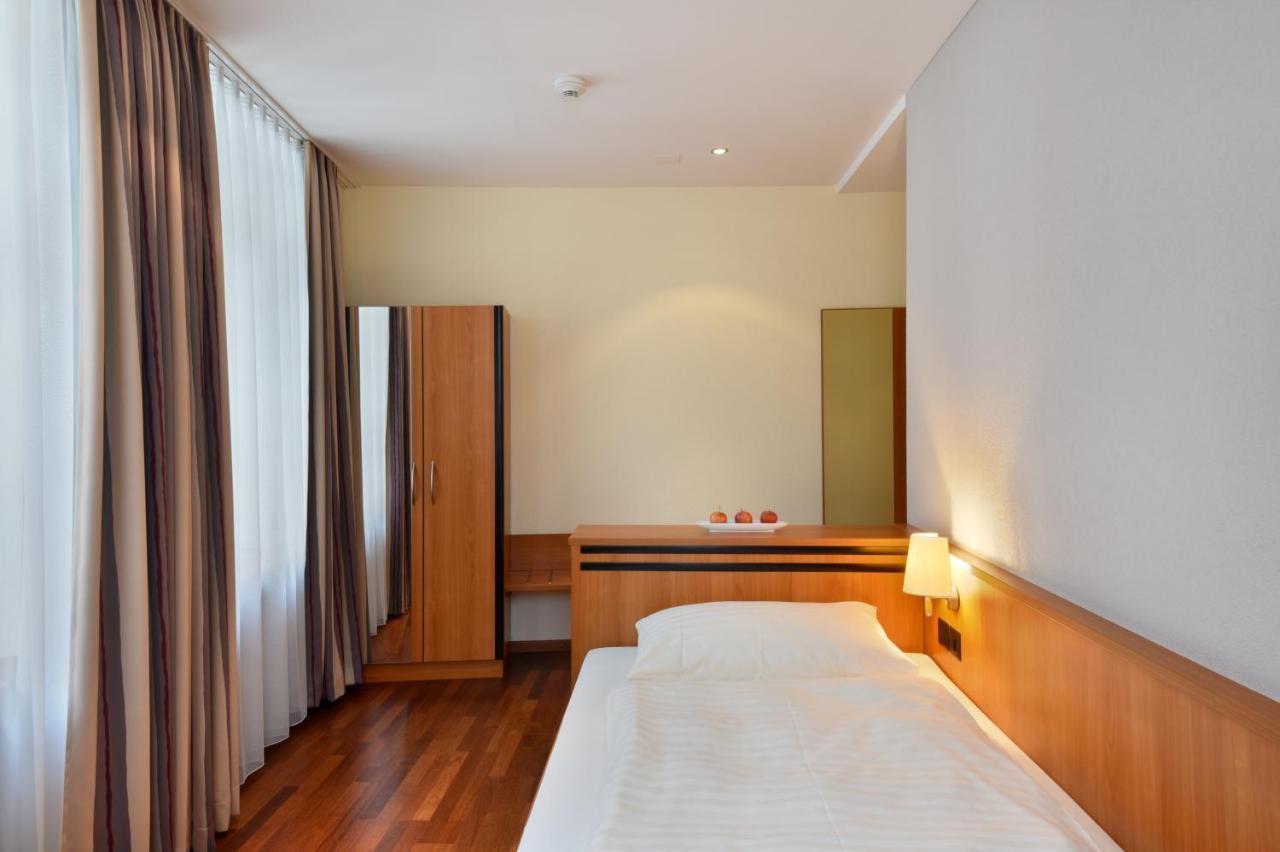 Apart Hotel Amadeo Цофинген Экстерьер фото